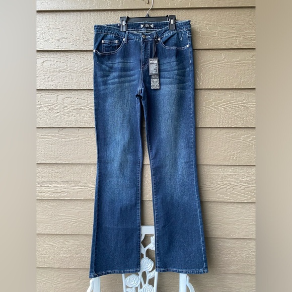 Tru Luxe Aspen HIGH WAISTED BOOTCUT JEAN - DARK WASH Women’s size 32/14 - Picture 3 of 16